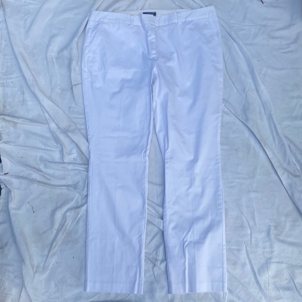 NWT Straight leg mid rise white dress pants